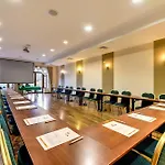 Amber Hotel 3*