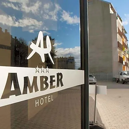 Amber 3*