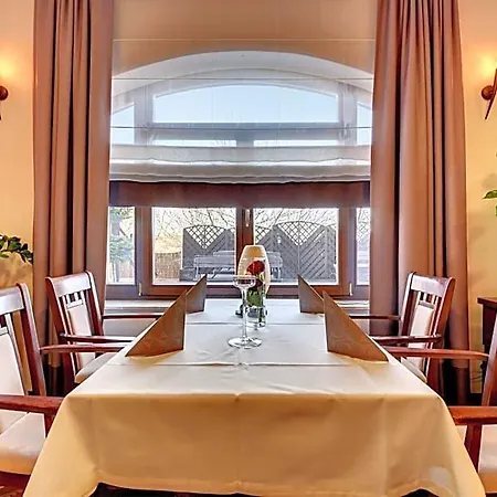 Hotel Amber 3*